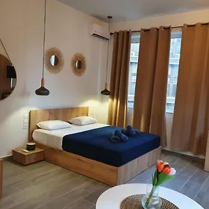 The 9 Project - Centre Daire Selanik